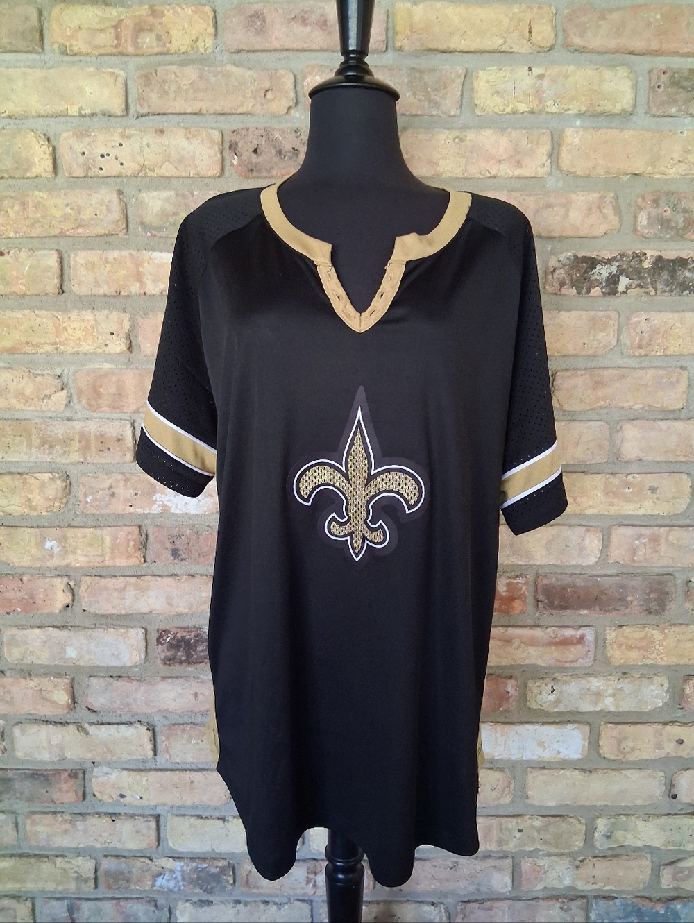 FANATICS NEW ORLEANS SAINTS V NECK T SHIRT/JERSEY SIZE 2X